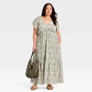 Universal Thread NWT Sage Floral Short Sleeve A-Line Maxi Dress Size XXL